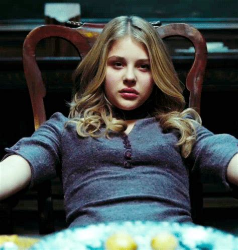 Chloe Grace Moretz GIFs .